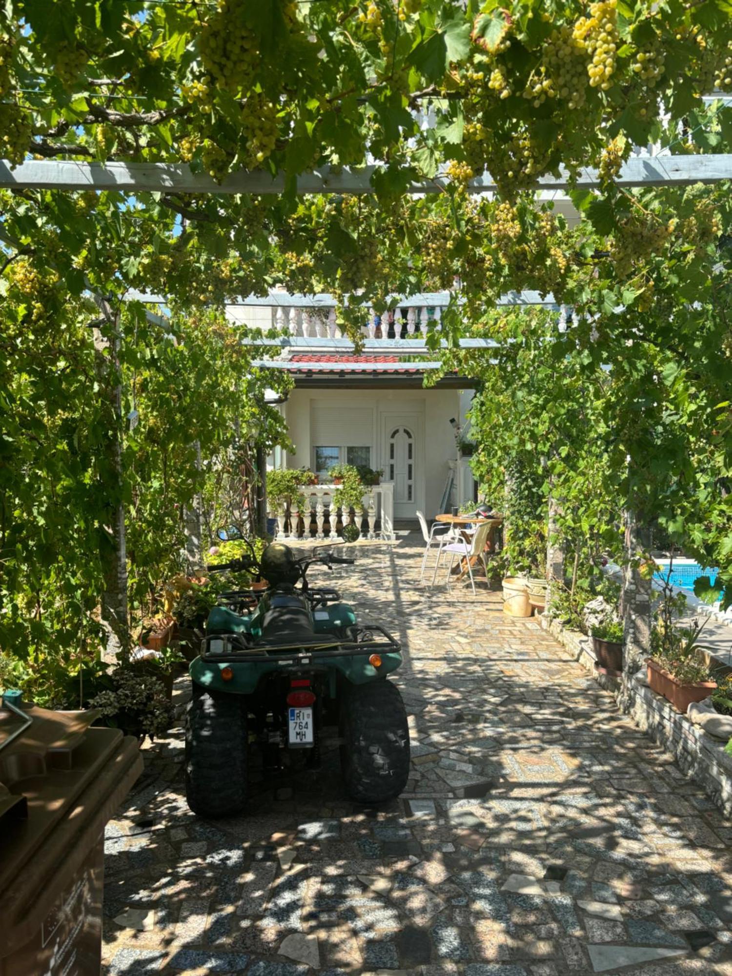 Villa Julian & Juliana Krk Town Bagian luar foto